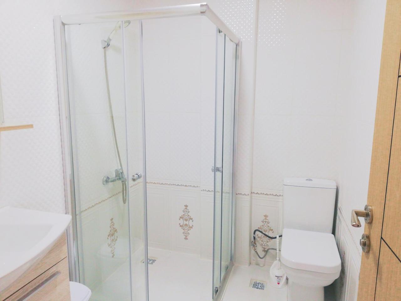 Albatross Kvariati Guest House Bagian luar foto